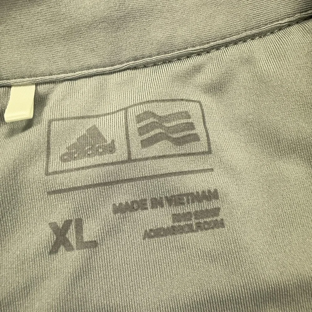 Adidas Polo Shirt Mens XL Gray Polyester Spandex Golf Stretch Tagless Athletic